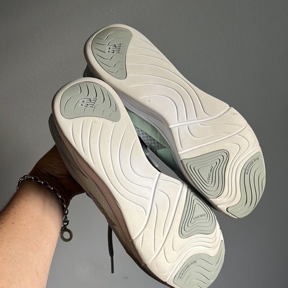 New Balance running marathon  shoes. Size 9.5 - Picture 5 of 6